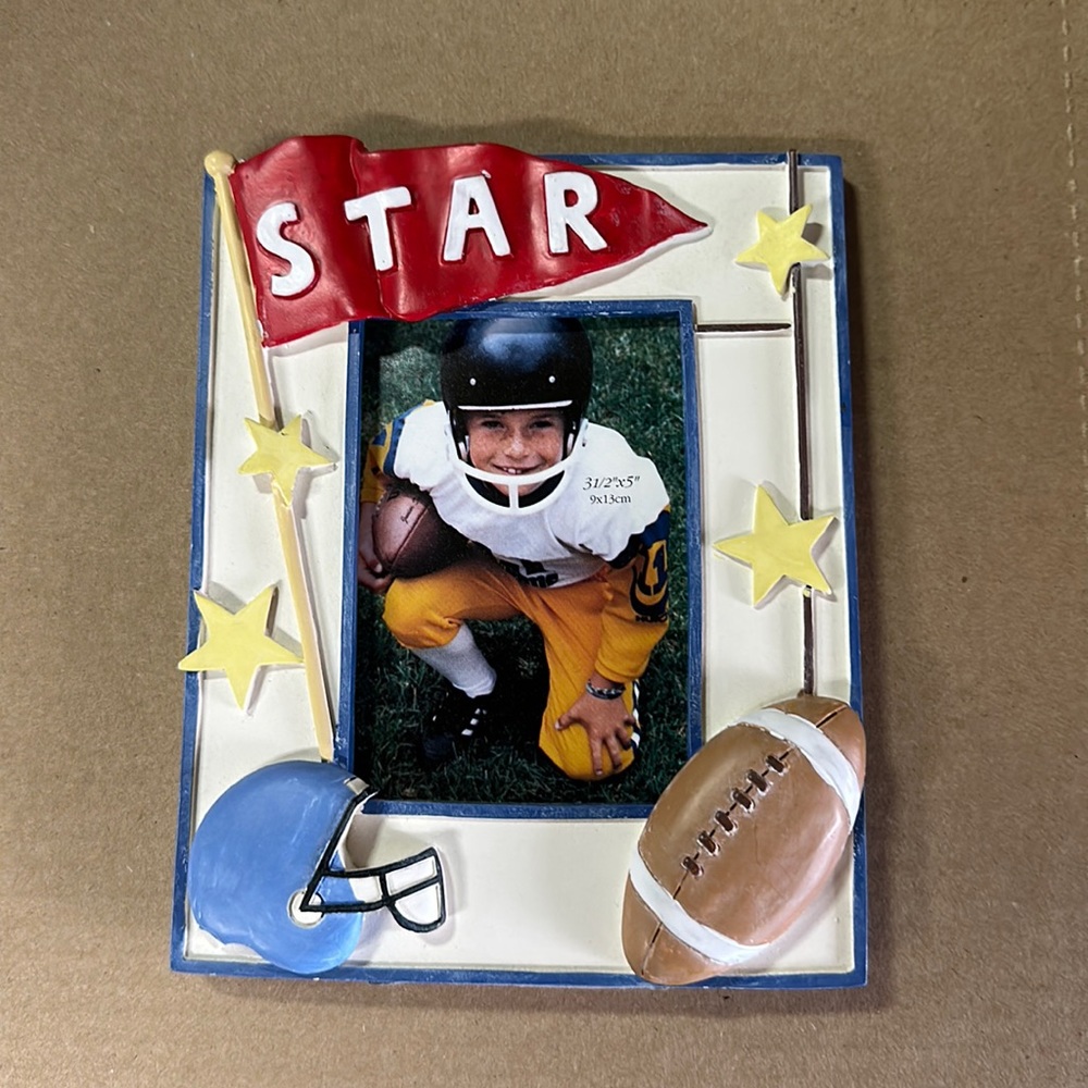 Child’s picture frame for a 3 1/2 x 5 photo